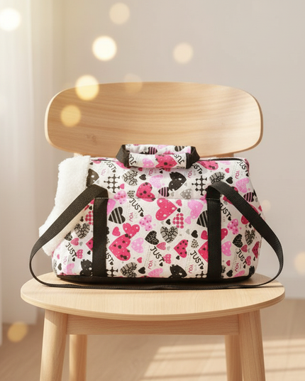 hunde-rucksack-herz-muster-kleine-hunde - lifestyle